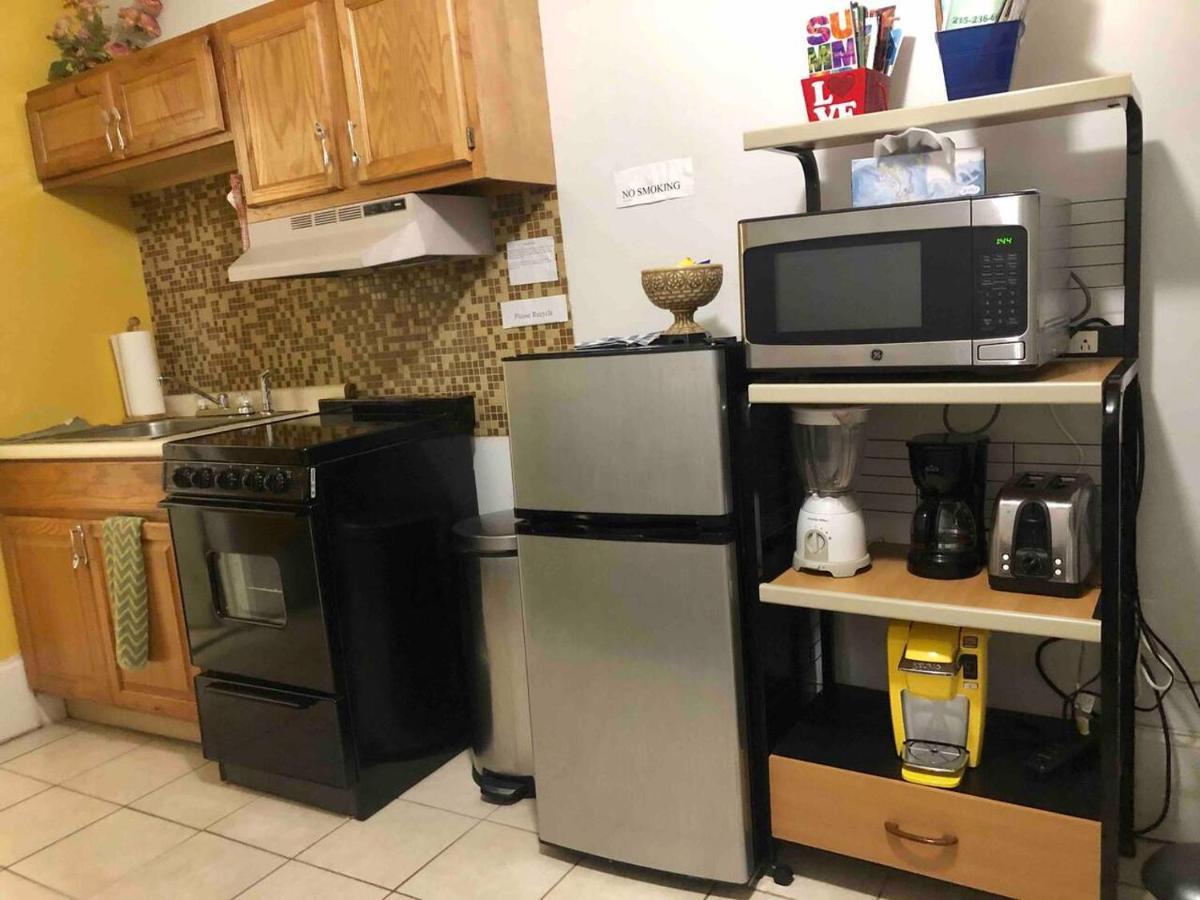 Full Bed Near Temple And Center * Philadelphia